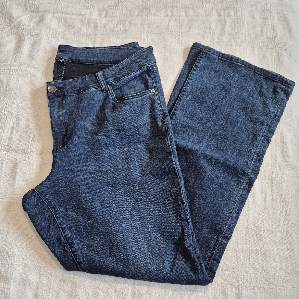 Kut from the Kloth women's 20W Baby Bootcut jeans, lots of stretch VGUC